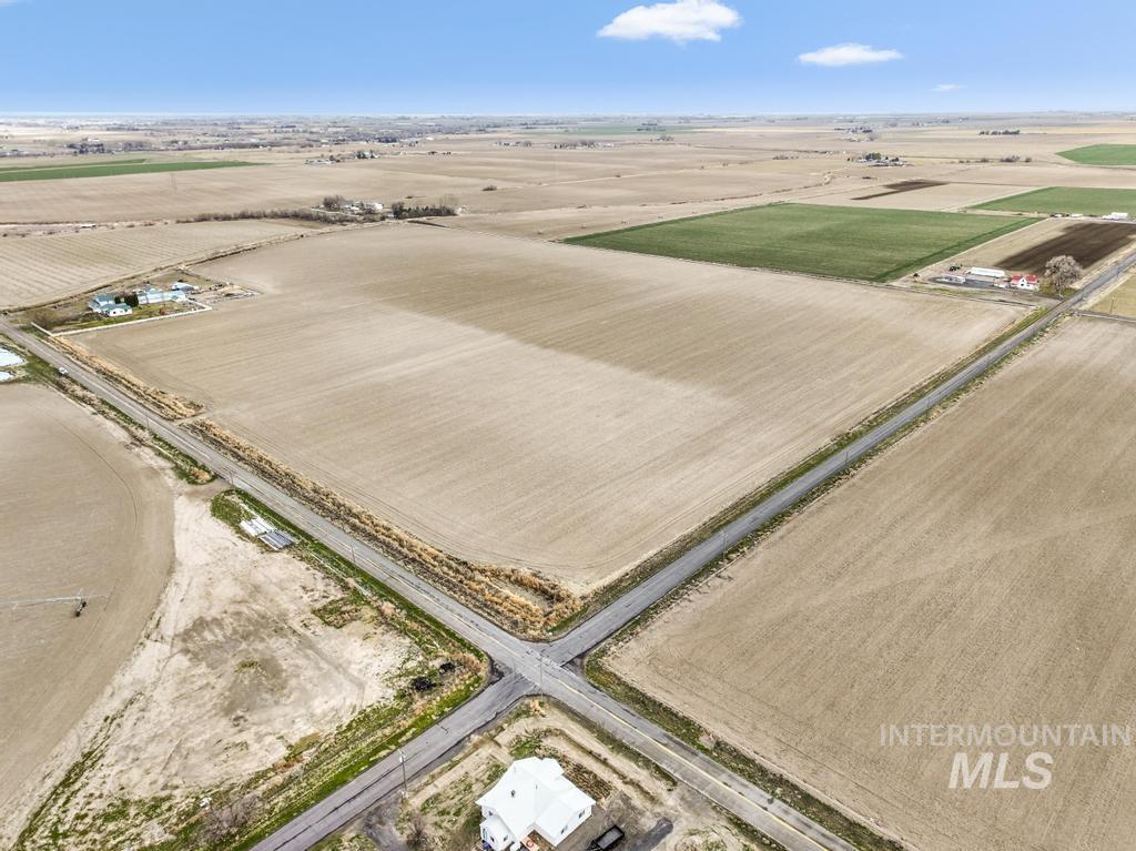 3900 North (52 /- Acres) Filer, ID 83328 - Photo 22 of 29 Aerial view of sparsely populated area with farmland