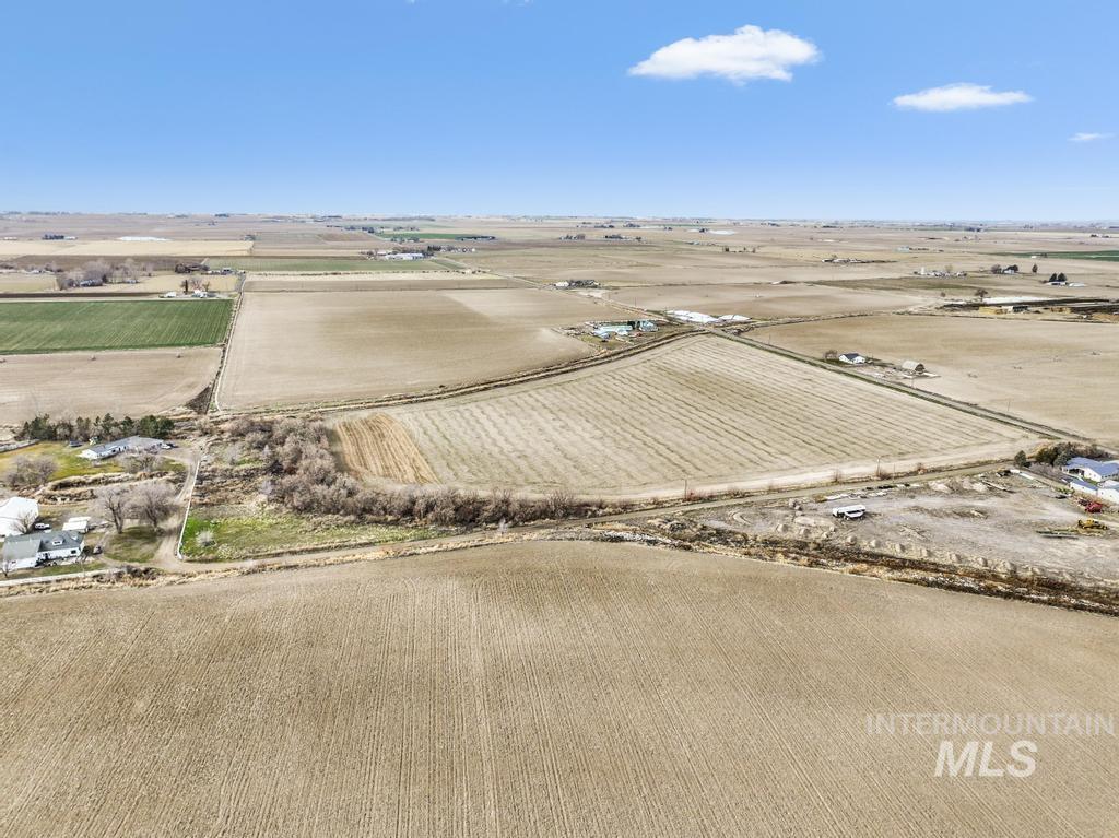 3900 North (52 /- Acres) Filer, ID 83328 - Photo 10 of 29 Aerial view of sparsely populated area with farmland