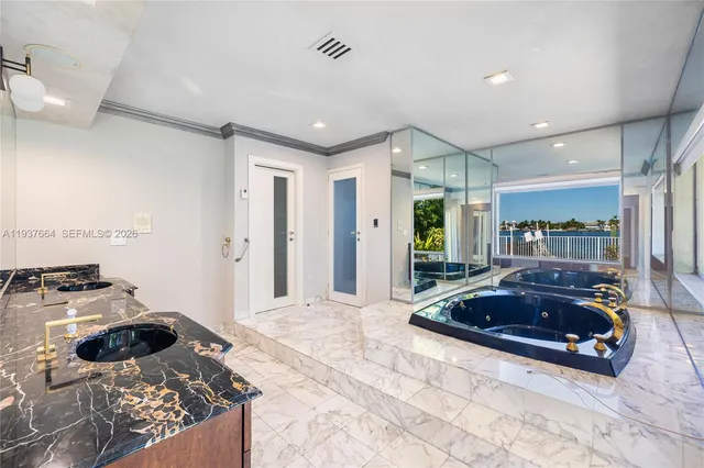 $14,000 | 1375 North Biscayne Point Road, Miami Beach, FL 33141