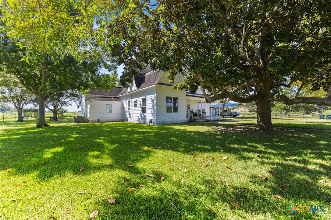 701 South Gilbert Road Edna, TX 77957 - Photo 3 of 48 Gallery Image 3