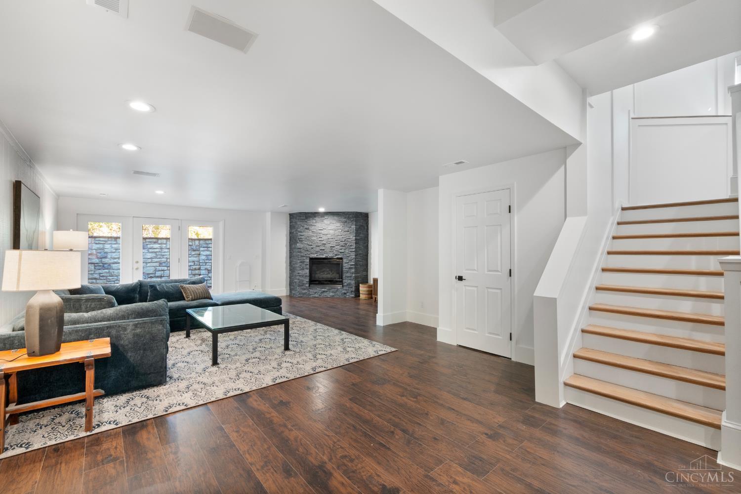 8205 Blome Road Cincinnati, OH 45243 - Photo 13 of 42 Gallery Image 13