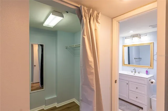 $2,090 | 701 South Madison Avenue, Unit 401, Clearwater, FL 33756