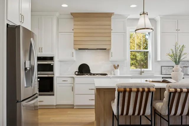 $994,750 | 6565 Timber Arch Drive, Chaska, MN 55318