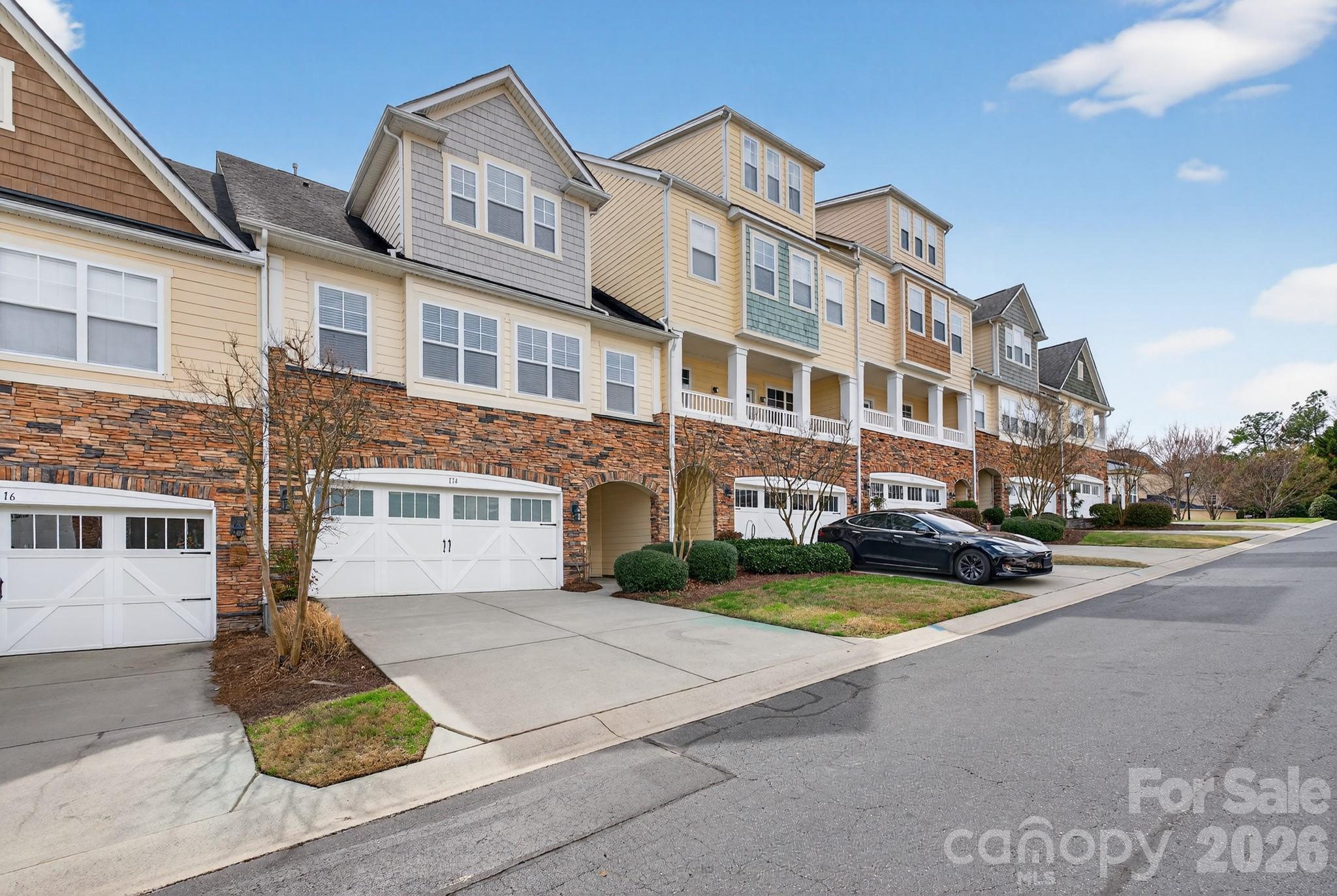 114 Inlet Point Drive Tega Cay, SC 29708 - Photo 3 of 37