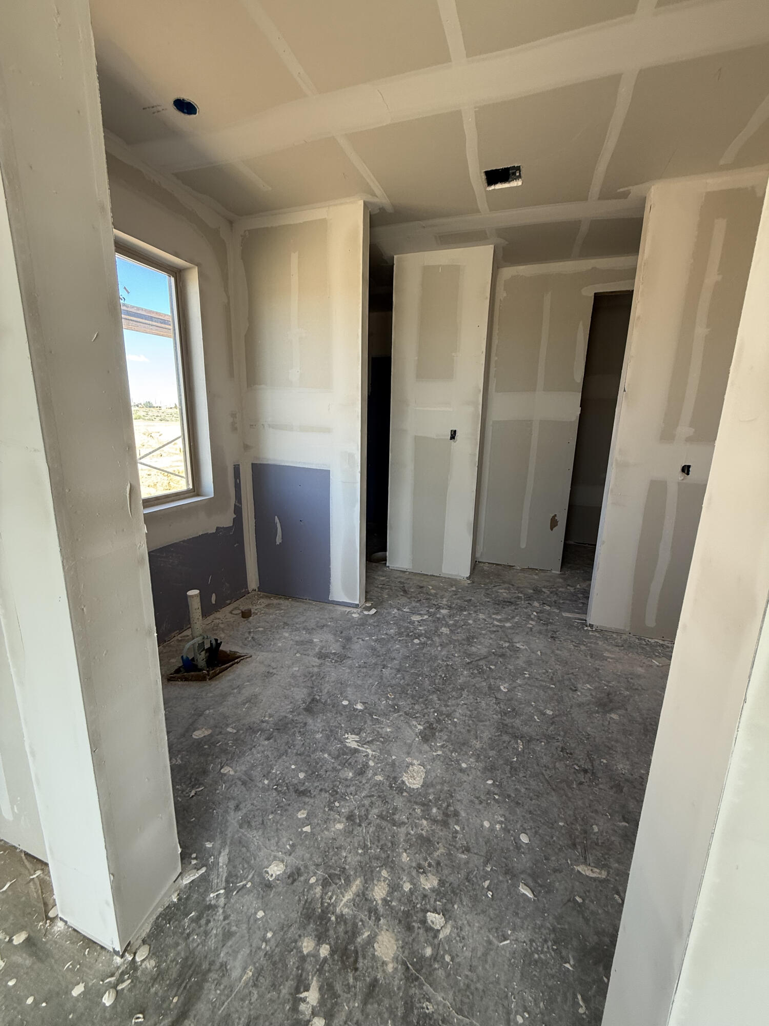 6345 Vatapa Road Northeast Rio Rancho, NM 87144 - Photo 5 of 12 Gallery Image 5