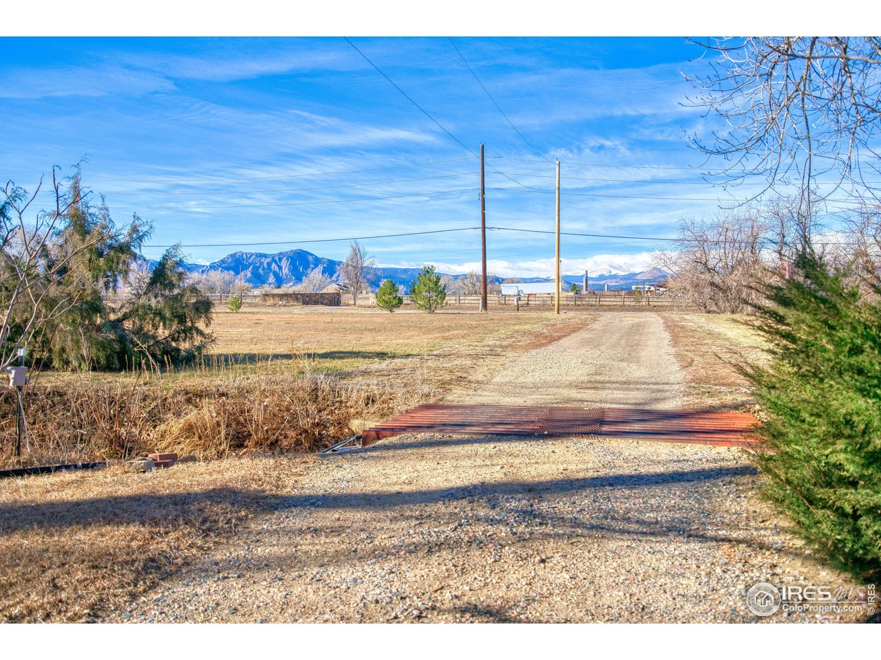 2148 North 75th Street Boulder, CO 80301 - Photo 38 of 41 a view of a backyard