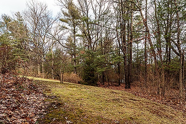 67 Amble Road Chelmsford, MA 01824 - Photo 17 of 18 Gallery Image 17