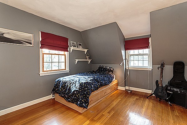 67 Amble Road Chelmsford, MA 01824 - Photo 9 of 18 Gallery Image 9