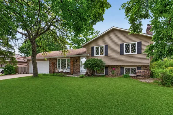 $275,000 | 7599 Iverson Avenue South, Cottage Grove, MN 55016