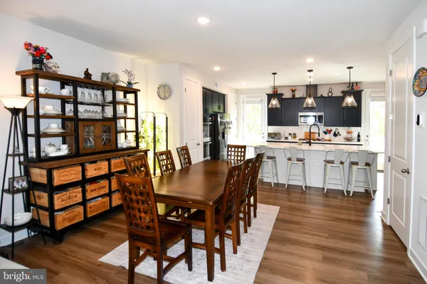 $4,200 | 7211 Mountaineer Drive, Alexandria, VA 22306