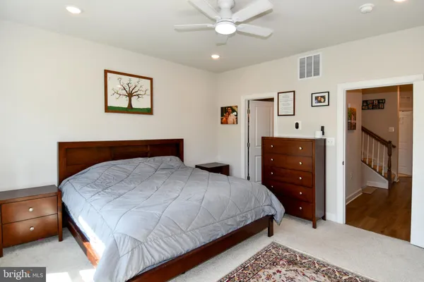 $4,200 | 7211 Mountaineer Drive, Alexandria, VA 22306