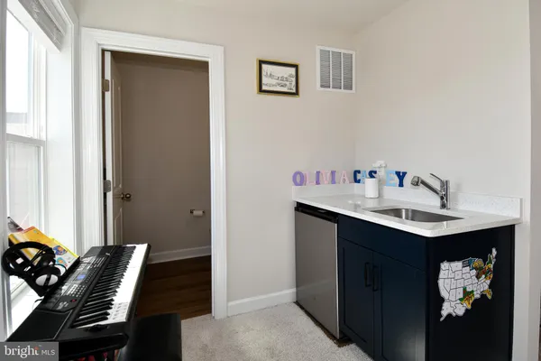 $4,200 | 7211 Mountaineer Drive, Alexandria, VA 22306