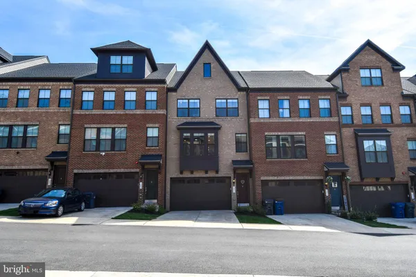$4,200 | 7211 Mountaineer Drive, Alexandria, VA 22306