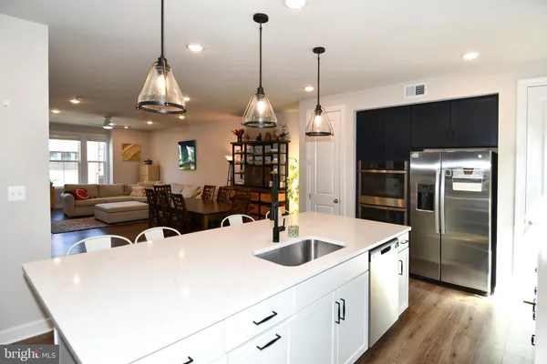 $4,200 | 7211 Mountaineer Drive, Alexandria, VA 22306