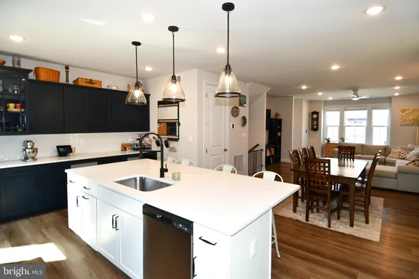 $4,200 | 7211 Mountaineer Drive, Alexandria, VA 22306