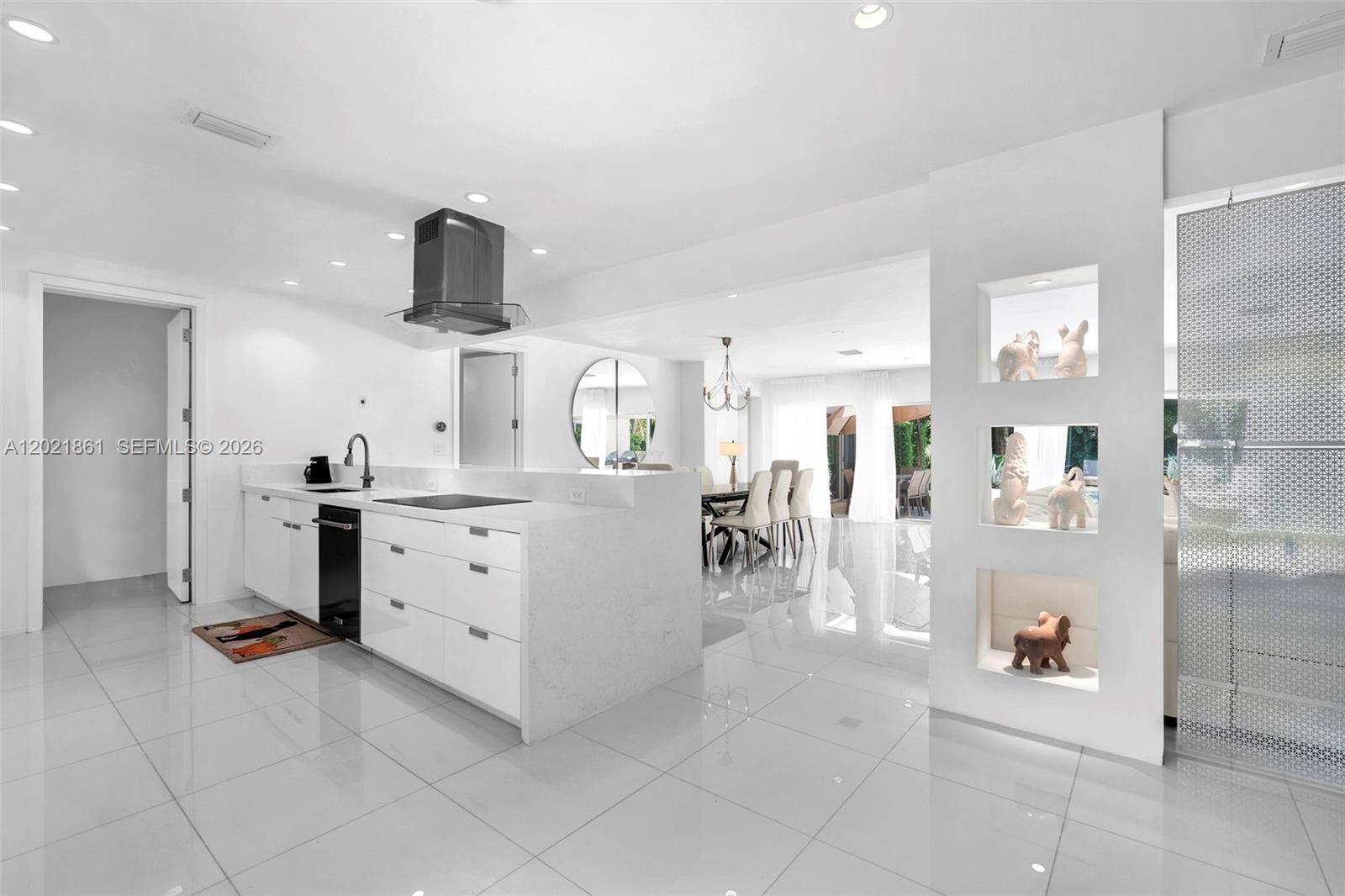 203 Ridgewood Road Coral Gables, FL 33133 - Photo 13 of 44
