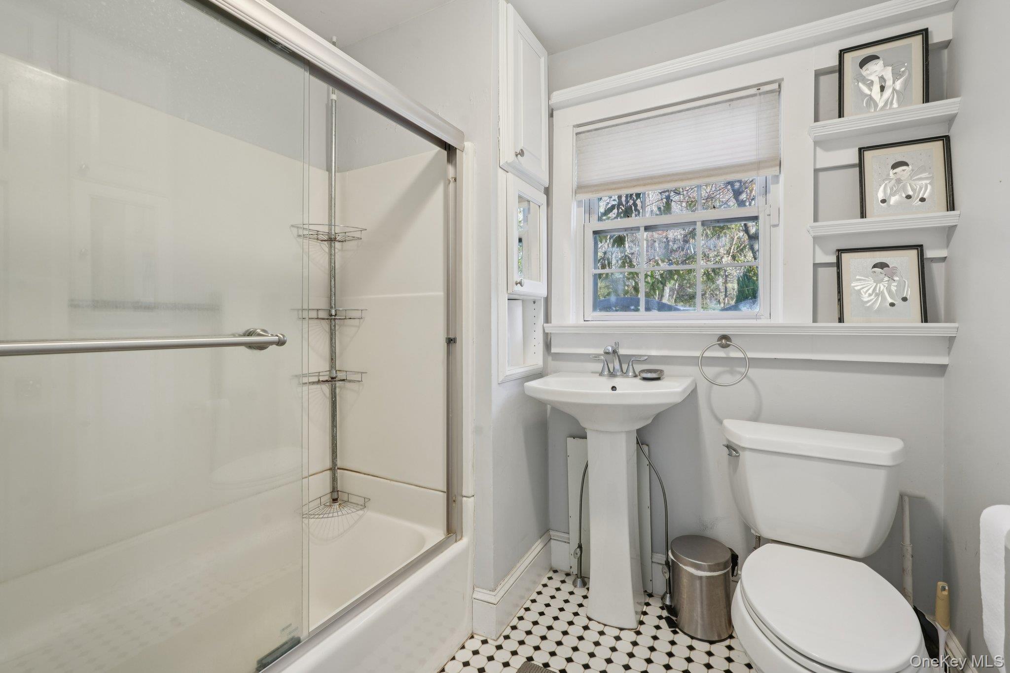 43 Meeting House Road Pawling, NY 12564 - Photo 43 of 46 Cottage bathroom