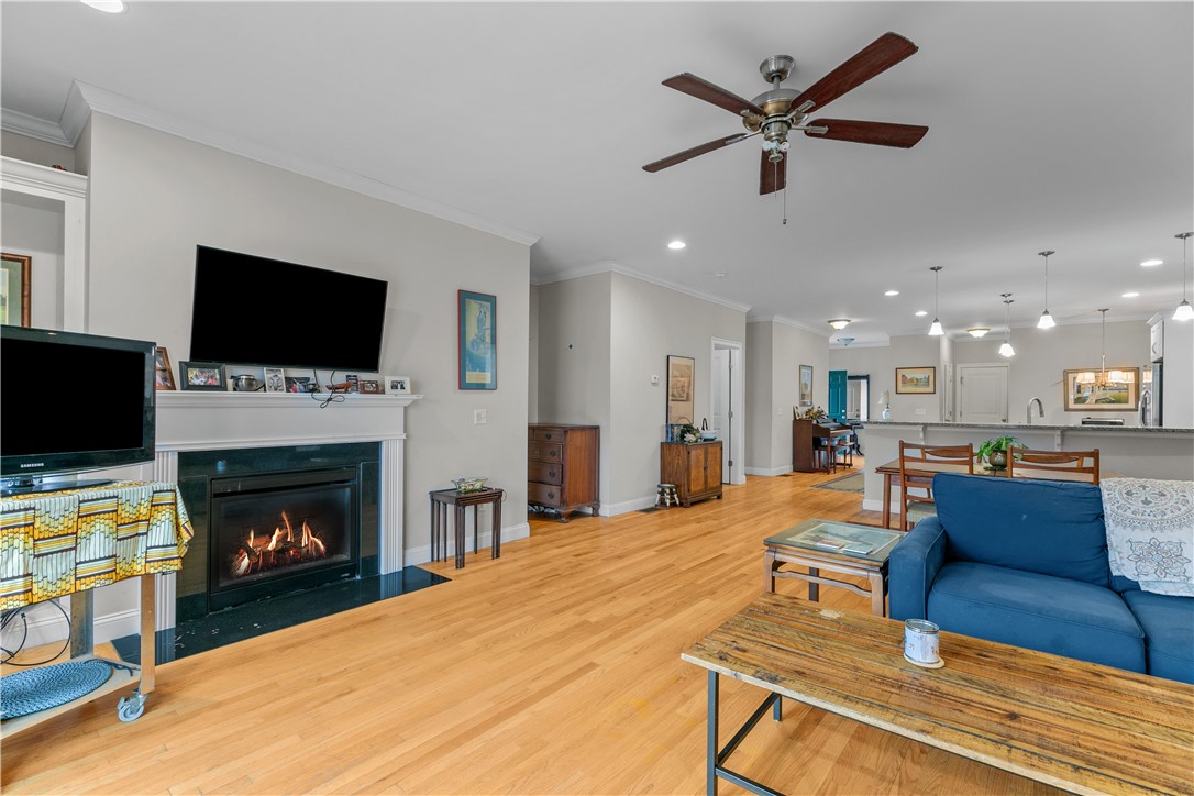 173 Bay Ridge Drive, Unit 19B Middletown, RI 02842 - Photo 12 of 35 Gallery Image 12