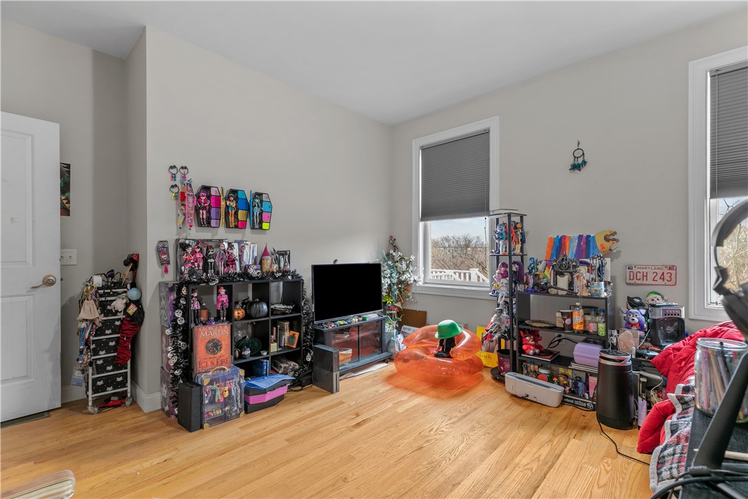 173 Bay Ridge Drive, Unit 19B Middletown, RI 02842 - Photo 24 of 35 Gallery Image 24