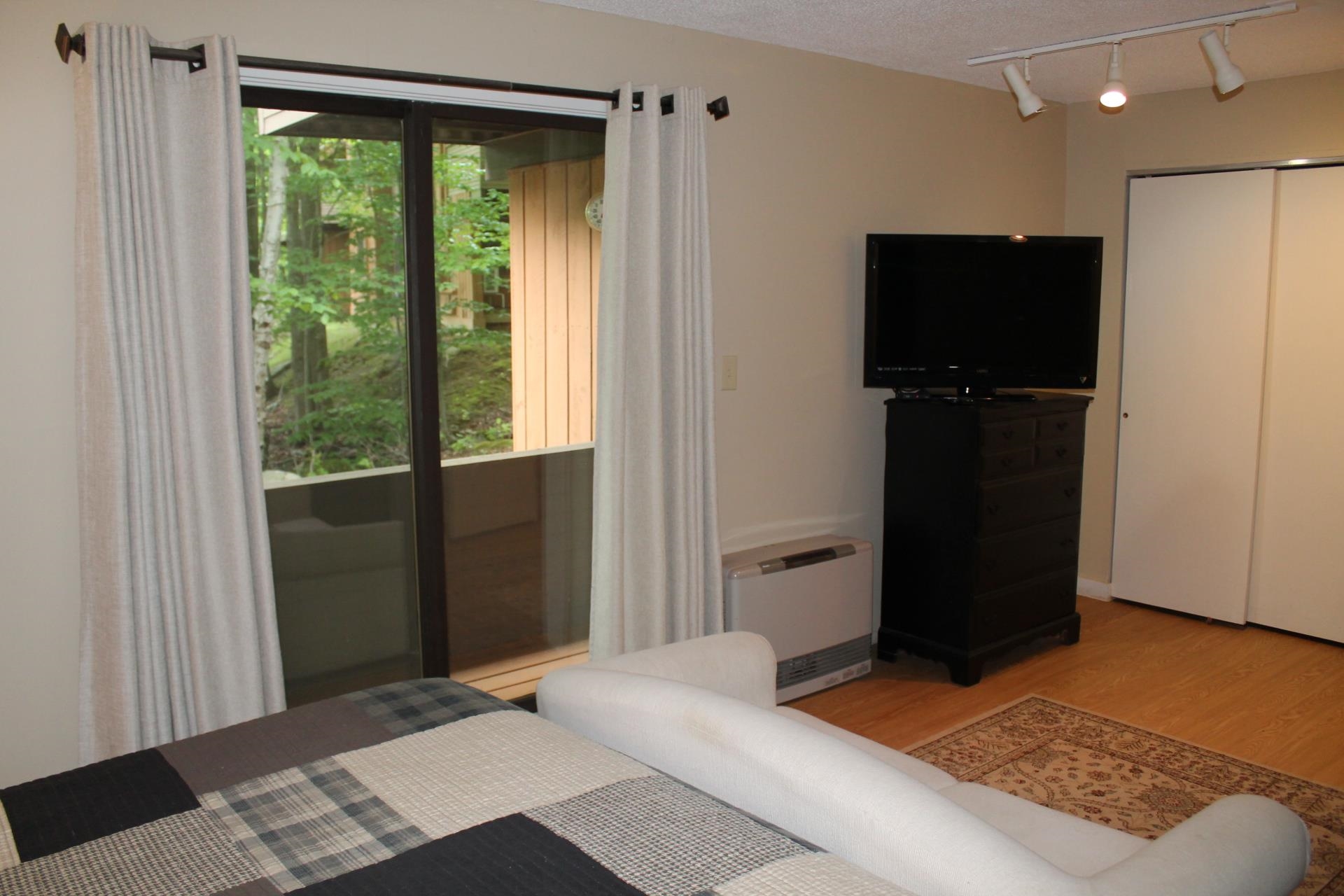 25 Potash Road, Unit 1 Lincoln, NH 03251 - Photo 22 of 33