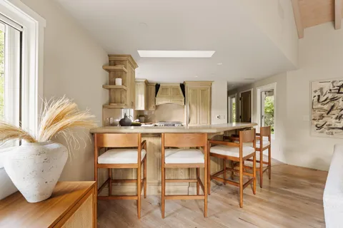 $2,195,000 | 813 Country Club Drive, Ojai, CA 93023