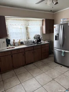 $350,000 | 72 Brainard Street, New London, CT 06320