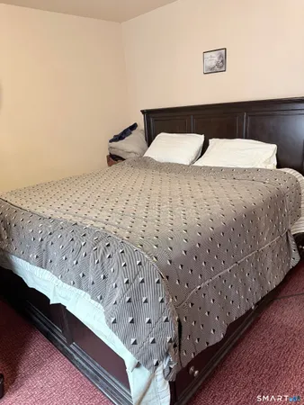 $350,000 | 72 Brainard Street, New London, CT 06320