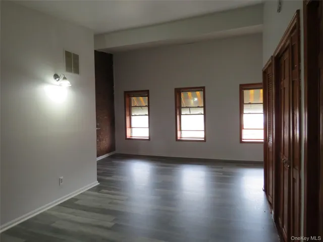 $1,700 | 2 East Main Street, Unit 4, Middletown, NY 10940