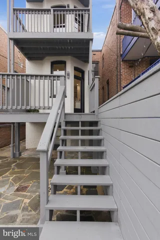 $6,950 | 1319 East Capitol Street Southeast, Washington, DC 20003