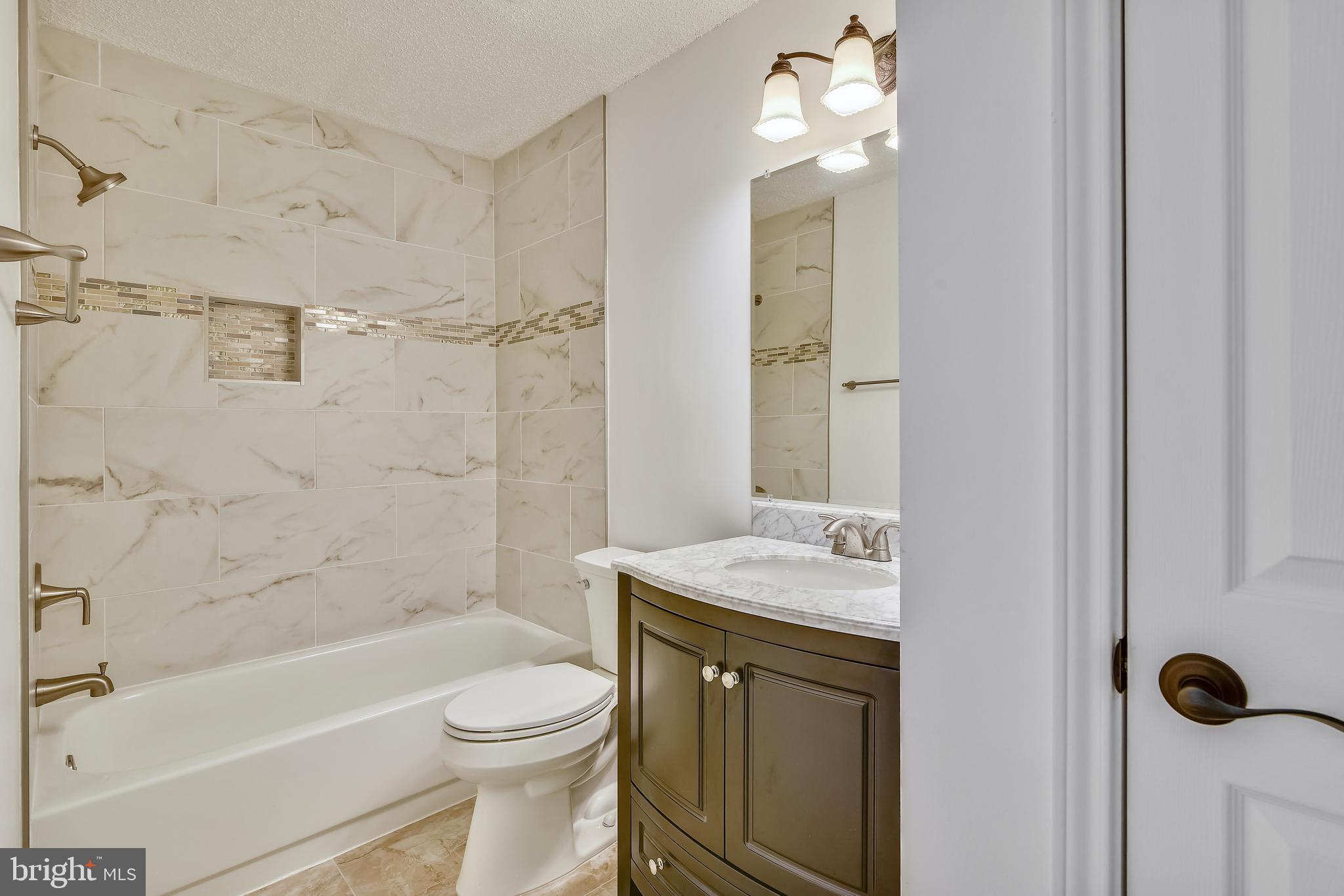20991 Timber Ridge Terrace, Unit 204 Ashburn, VA 20147 - Photo 44 of 52 Master Bath