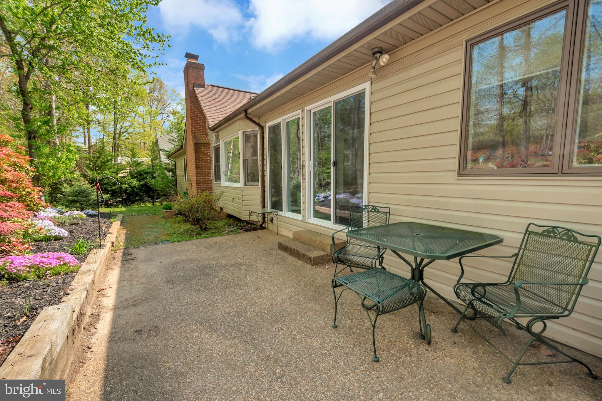 607 Gold Valley Road Locust Grove, VA 22508 - Photo 38 of 52 Enjoy Eating on Your Patio