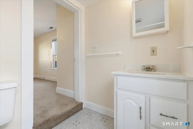 $1,800 | 194 Cherry Street, Unit C, Milford, CT 06460