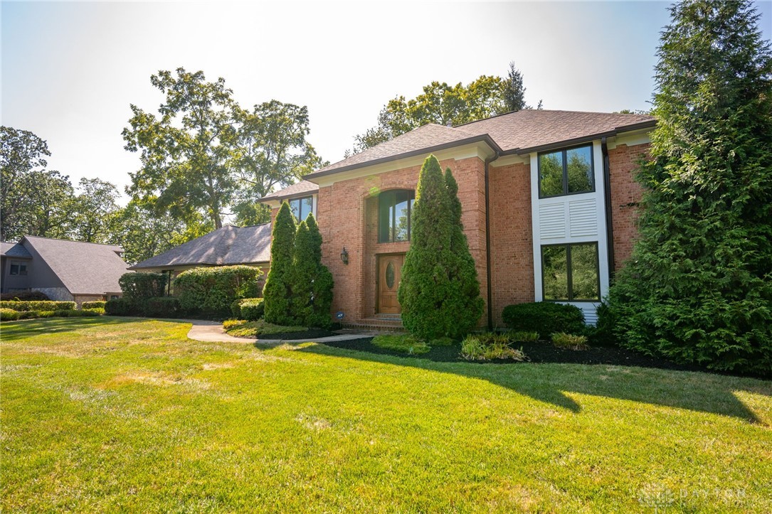 8531 Eagle Ridge Springboro, OH 45066 - Photo 2 of 78 Gallery Image 2