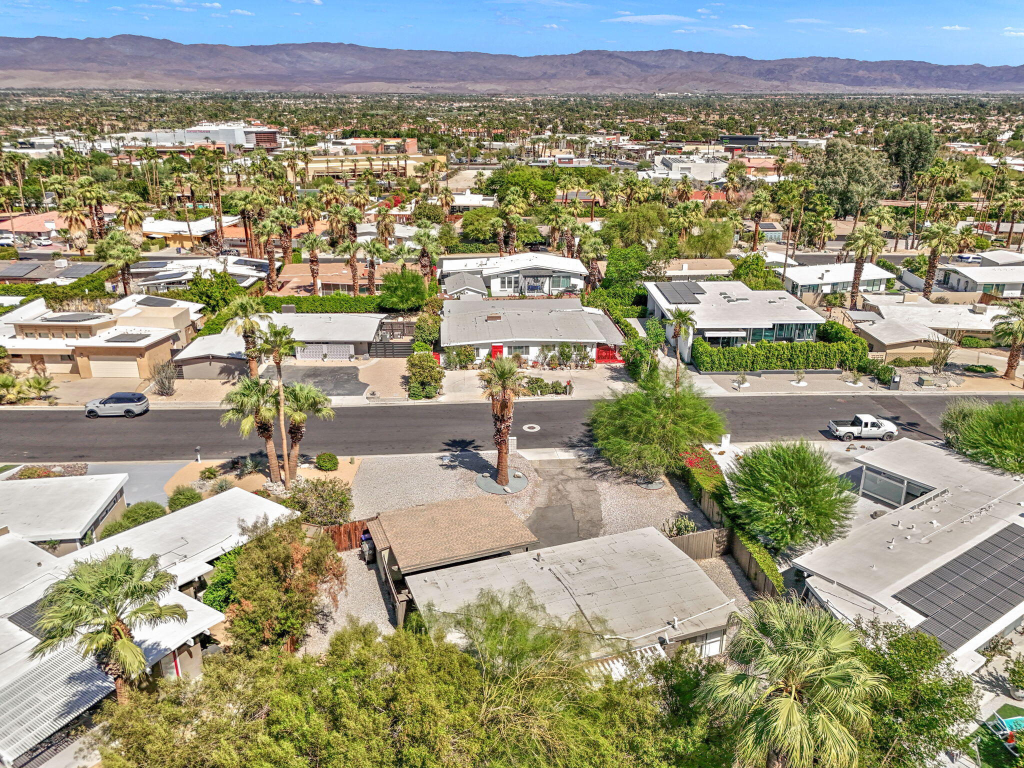 71739 Tunis Road Rancho Mirage, CA 92270 - Photo 6 of 37 3-web-or-mls-DJI_20240923132610_0159_D