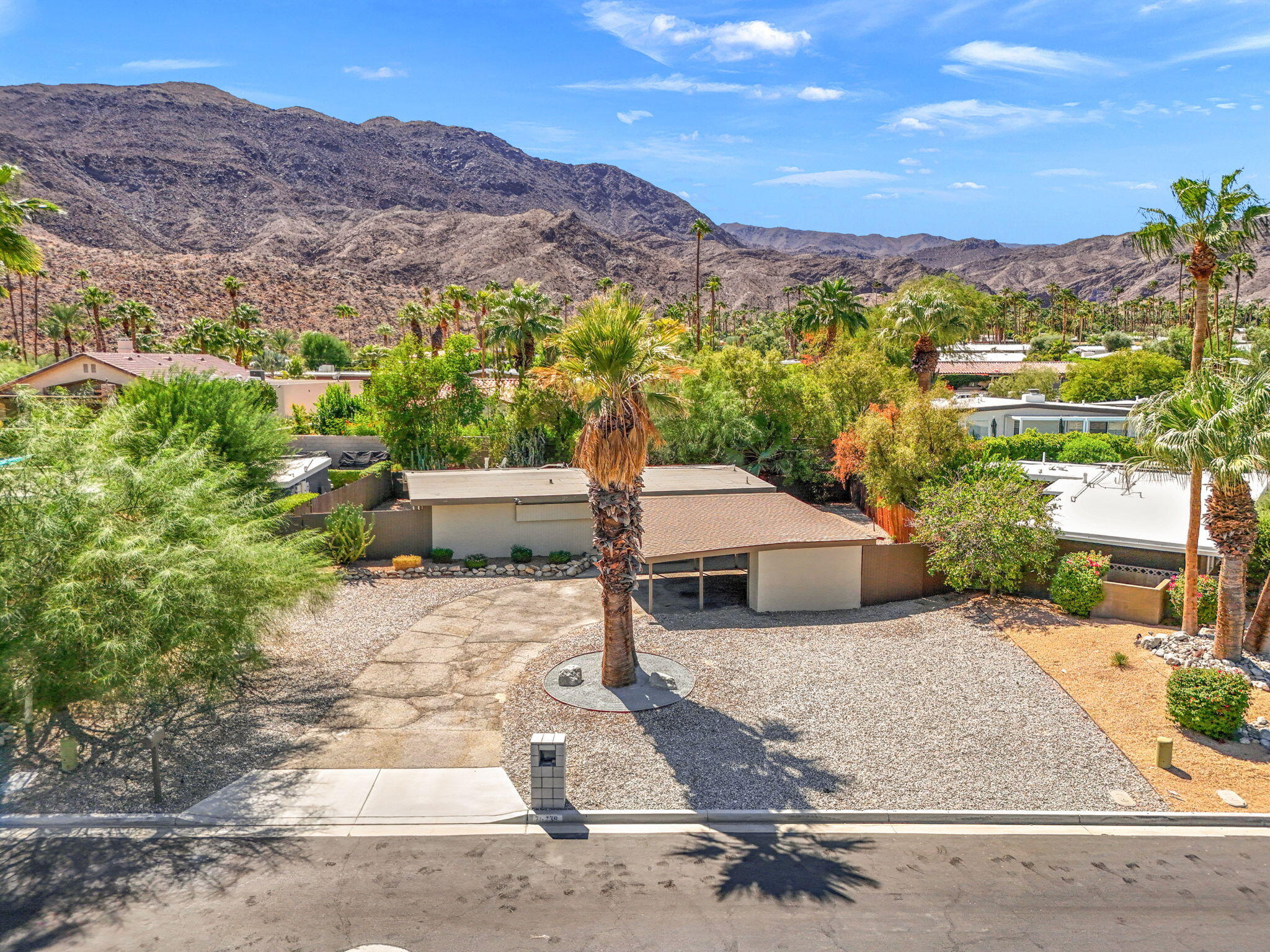 71739 Tunis Road Rancho Mirage, CA 92270 - Photo 7 of 37 4-web-or-mls-DJI_20240923132522_0150_D