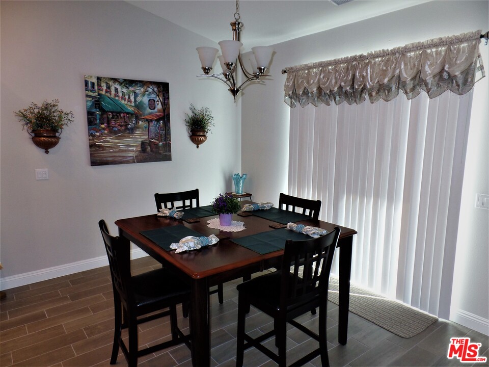 18439 Ranchero Road Hesperia, CA 92345 - Photo 11 of 37