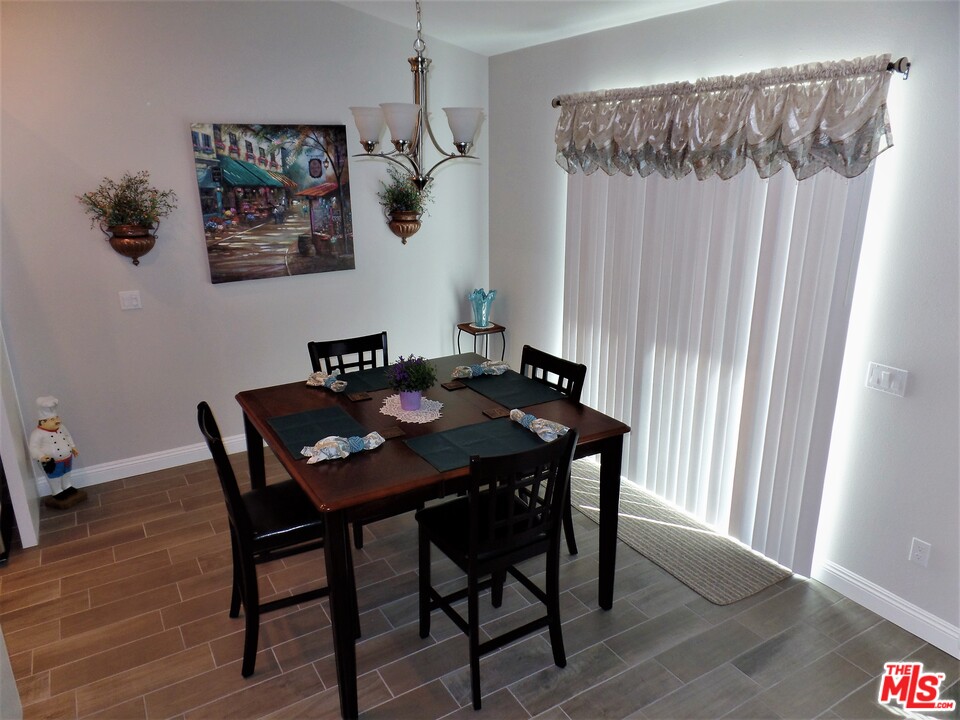 18439 Ranchero Road Hesperia, CA 92345 - Photo 12 of 37