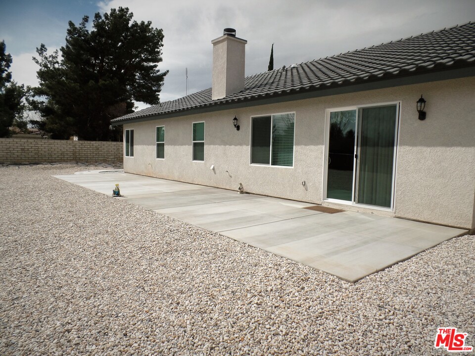 18439 Ranchero Road Hesperia, CA 92345 - Photo 27 of 37
