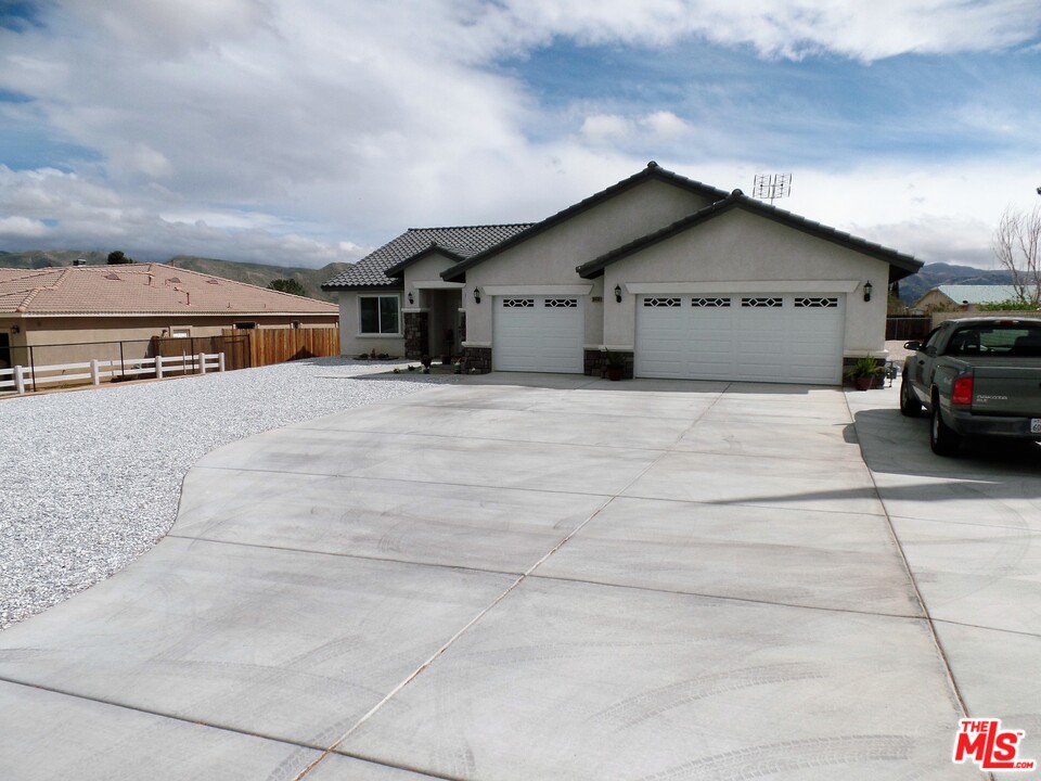 18439 Ranchero Road Hesperia, CA 92345 - Photo 31 of 37