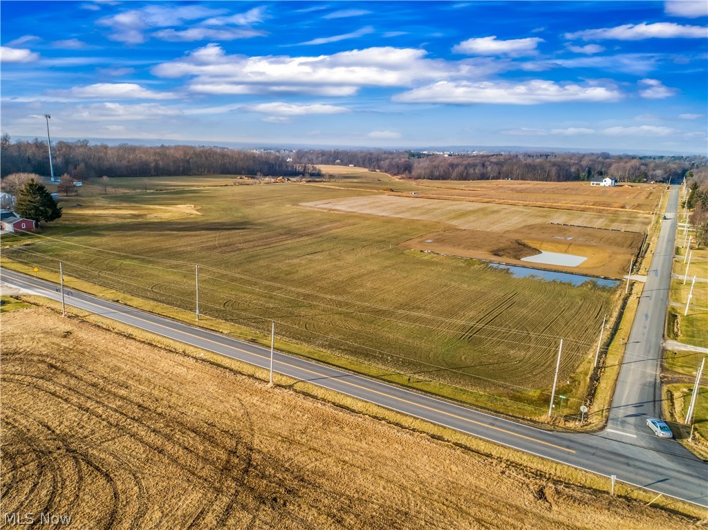 1 Beach Road Wadsworth, OH 44281 - Photo 4 of 12