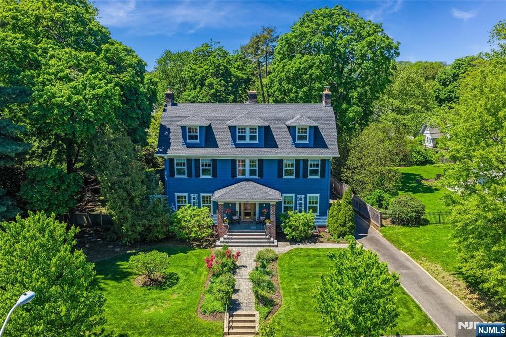 132 Christopher Street Montclair, NJ 07042 - Photo 1 of 50