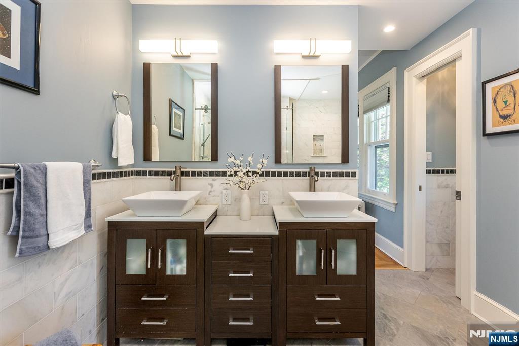 132 Christopher Street Montclair, NJ 07042 - Photo 35 of 50