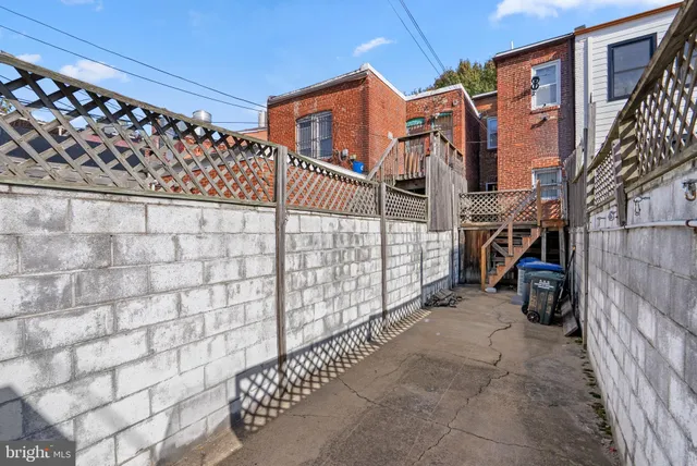 a view of a storage & utility room