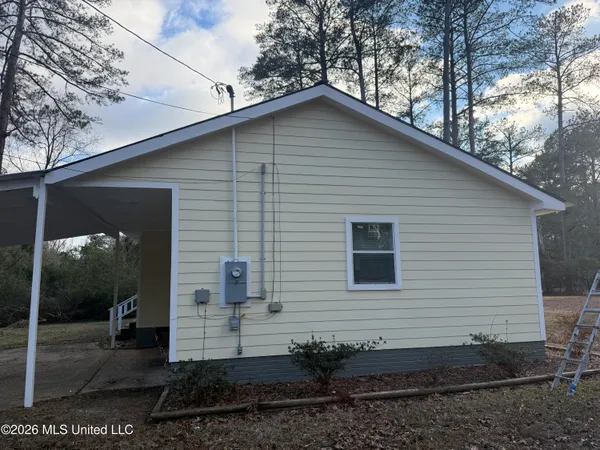 $260,000 | 5520 Ridgewood Road, Jackson, MS 39211