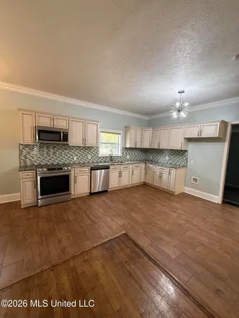 $260,000 | 5520 Ridgewood Road, Jackson, MS 39211