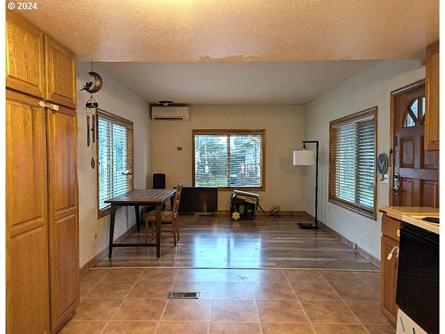 $39,500 | 47775 Berry Street, Unit B7, Oakridge, OR 97463