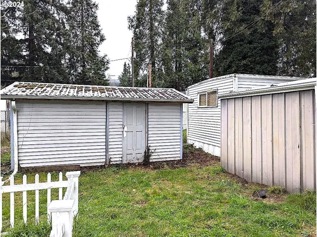 $39,500 | 47775 Berry Street, Unit B7, Oakridge, OR 97463