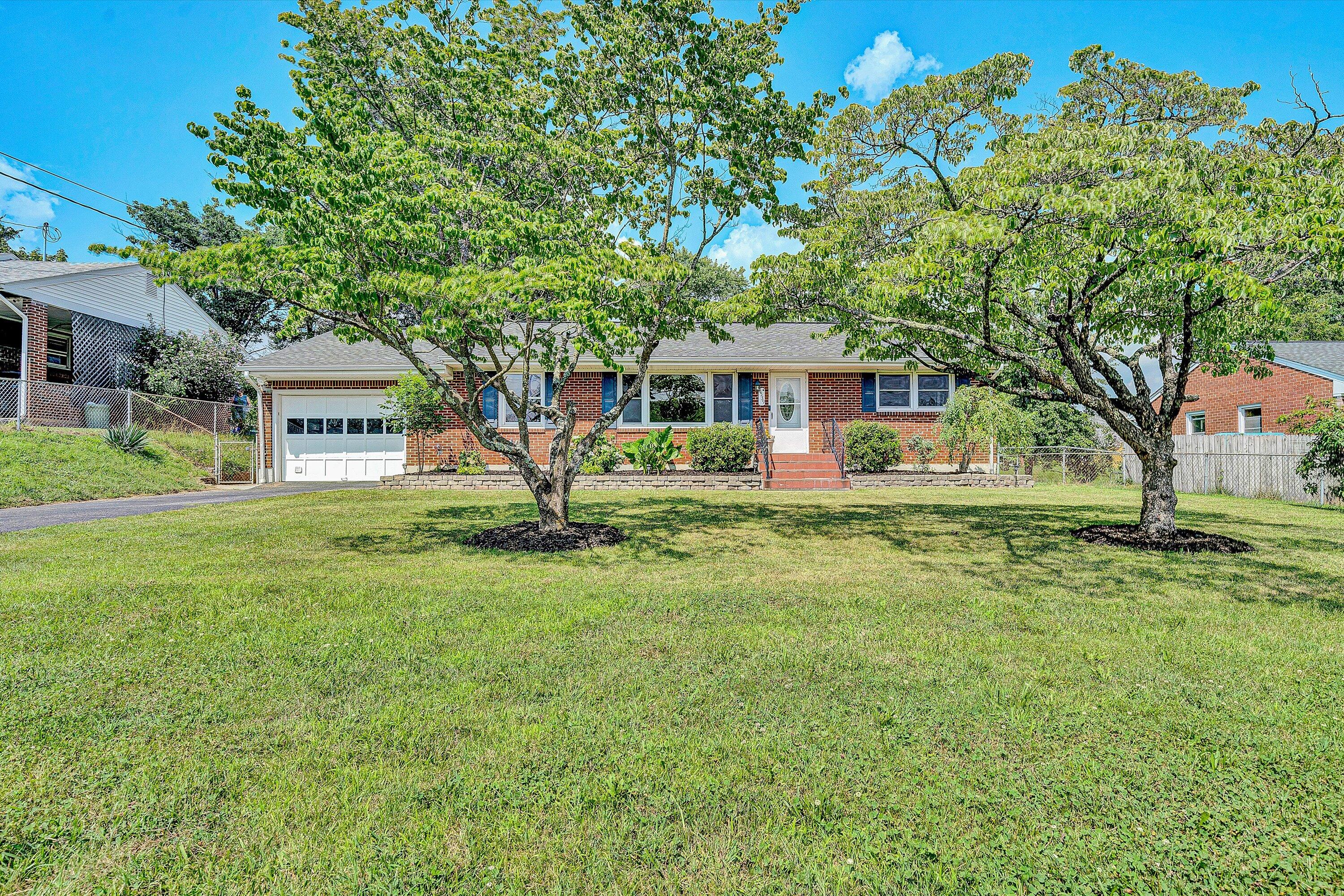 6539 Wendover Road Roanoke, VA 24019 - Photo 31 of 33 Front of House