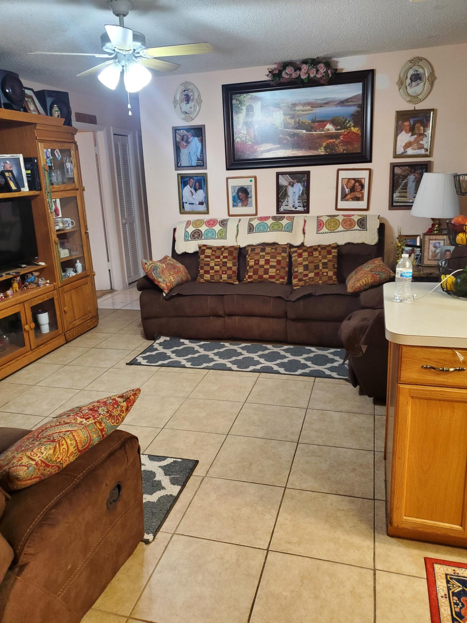 109 Timber Run East Riviera Beach, FL 33407 - Photo 3 of 15 Family Room