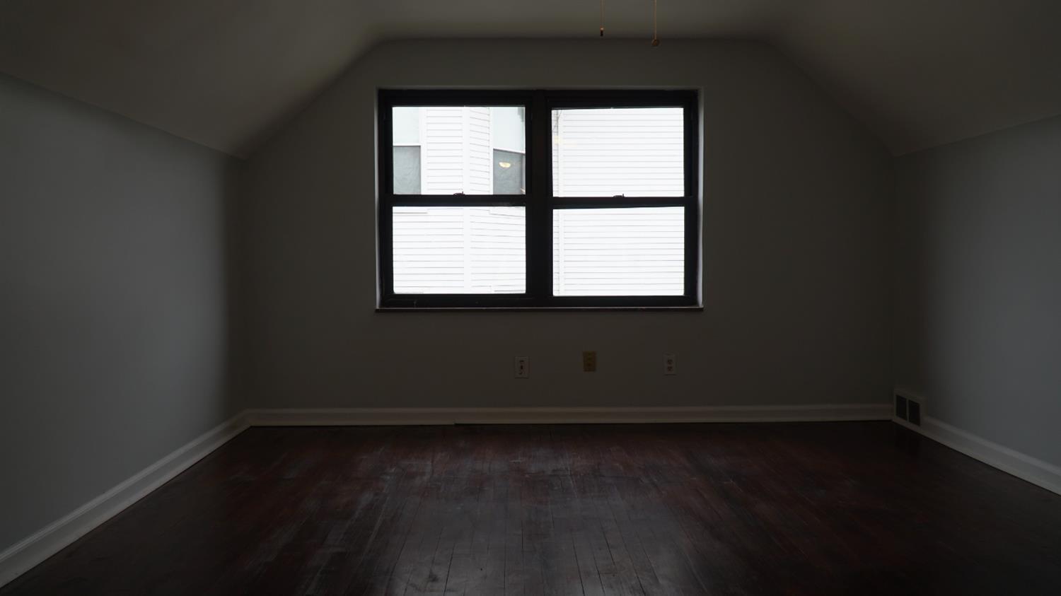 4328 North Bend Road Cincinnati, OH 45211 - Photo 10 of 43 Gallery Image 10